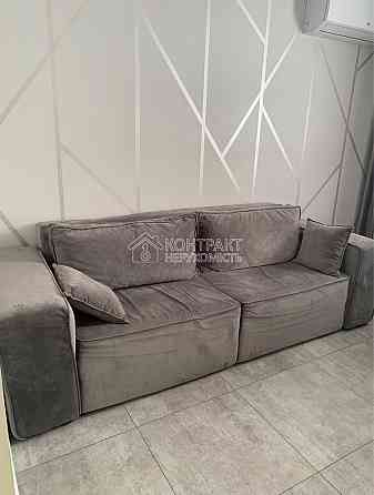 Оренда Квартира 4-кімнатна, 15/16 поверх на вул. Сонячна Харків