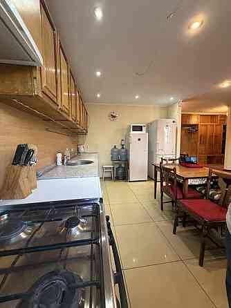 Оренда Квартира 3-кімнатна, 2/9 поверх на Прирічна, 19Г Київ