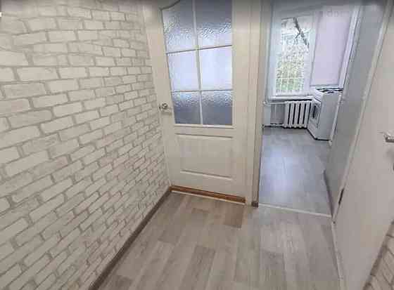 Продаж Квартира 1-кімнатна, 1/9 поверх на Березняківська, 10 Киев