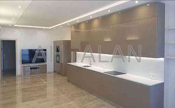 Продаж Будинок 4-кімнатний на Кловський узв., 7 Київ