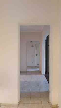 Продаж Квартира 3-кімнатна, 1/10 поверх на Смілянська вул., д. 17 Київ