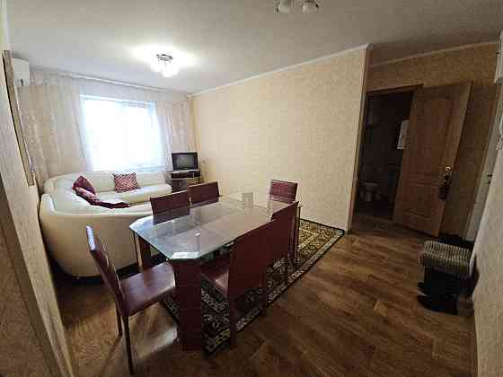 Оренда Квартира 3-кімнатна, 10/10 поверх на Вольный пер., 4 Дніпро