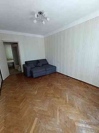 Оренда Квартира 1-кімнатна, 3/5 поверх на Мрії, 15-Д Київ