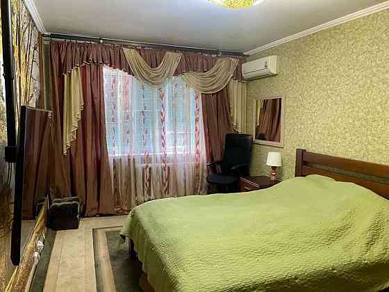 Оренда Квартира 3-кімнатна, 3/16 поверх на Голосіївськи пр., 11 Киев