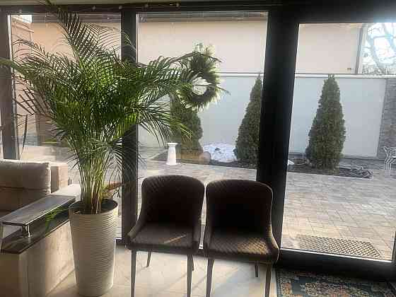 Великолепный дом с бассейном на Таирова Odessa