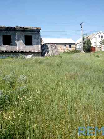 Продам в хорошем месте участок с коробкой 10х10м. в с. Нерубайское Nerubaiske