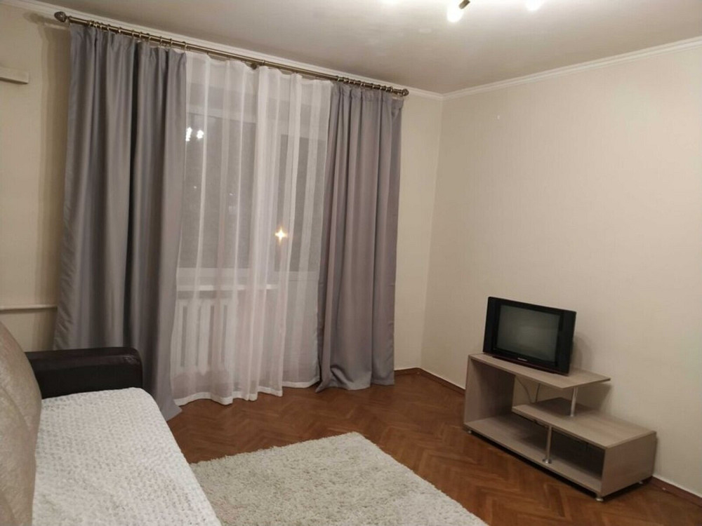 Оренда Квартира 1-кімнатна, 5/8 поверх на Бастіо #769;нна, 1/36 Kiev - photo 4