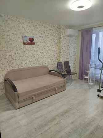 Продаж Квартира 3-кімнатна, 19/26 поверх на Воскресенська вул., д. 18 Kiev