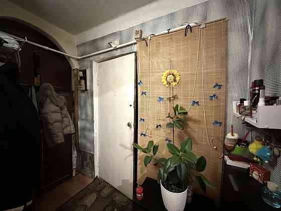 Продаж Квартира 1-кімнатна, 1/5 поверх на Івана Виговського вул., д. 8А Киев