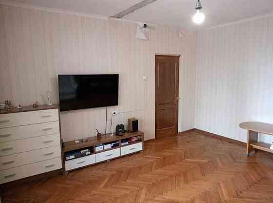 Продається 3-кімнатна квартира в с. Котовського Одеса