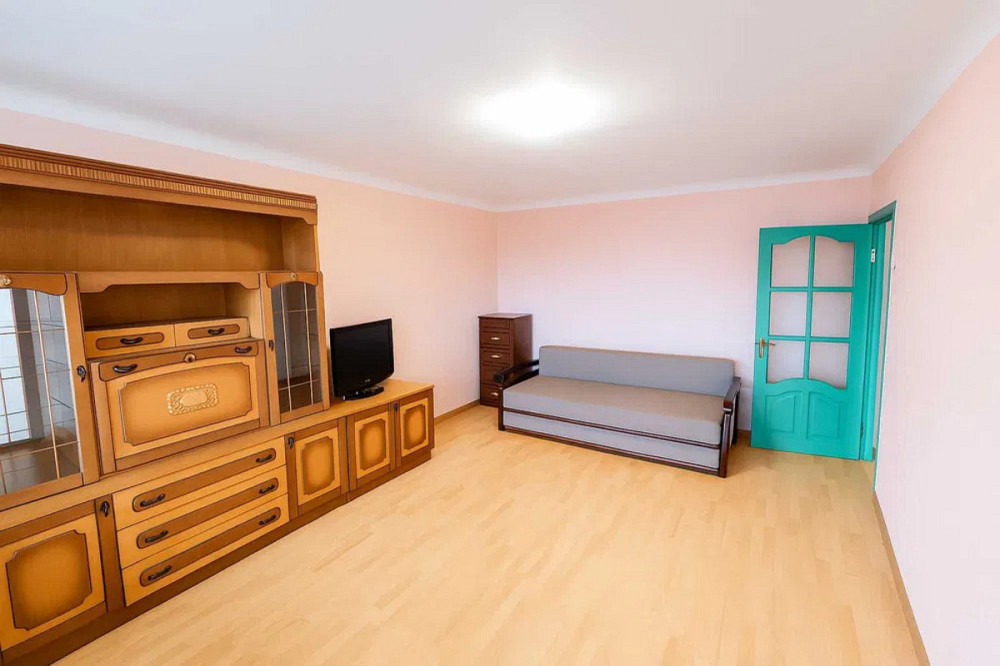 Оренда Квартира 2-кімнатна, 10/16 поверх на Вячеслава Чорновола, 30 Kiev - photo 1