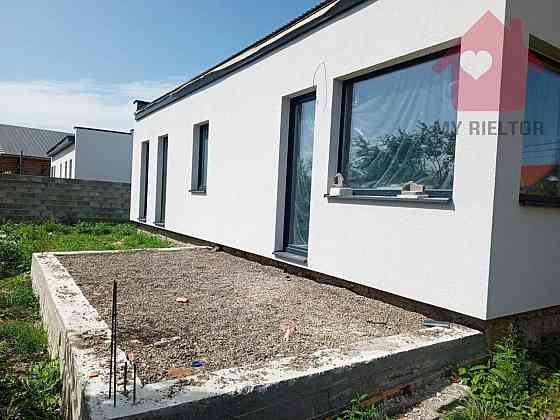 Продаж Будинок на Центральна, 20 