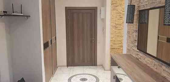 Оренда Квартира 2-кімнатна, 1/1 поверх на ул. Гостинная Київ