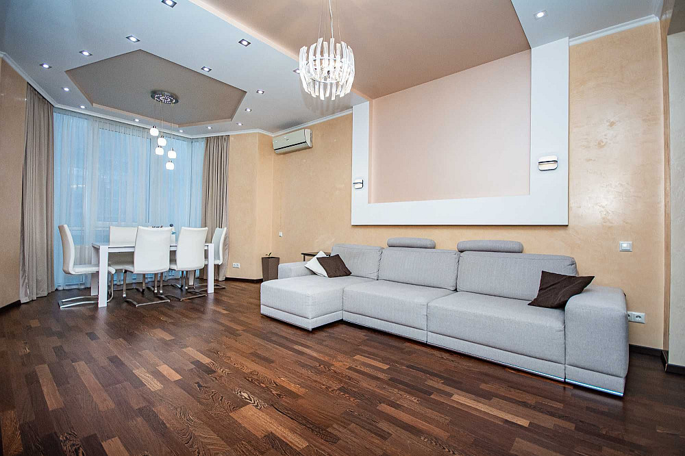 Продаж Квартира 4-кімнатна, 11/13 поверх на Юлії Здановської вул., д. 73г Kiev - photo 1