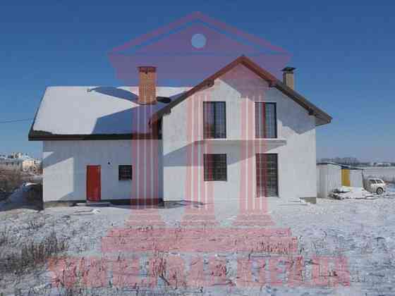 Продаж 2-поверховий Будинок з ділянкою 10 сот 240 кв.м   Гора