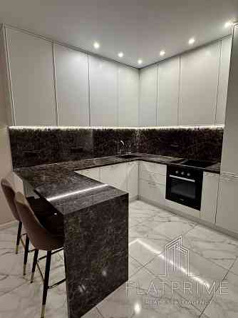 Продаж Квартира 2-кімнатна, 6/9 поверх на Зарічна вул., д. 6 Київ