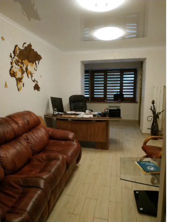 Продаж комерційне приміщення на ул. Мясоедовская, 4 приміщень - 3, поверх - 1 Одеса