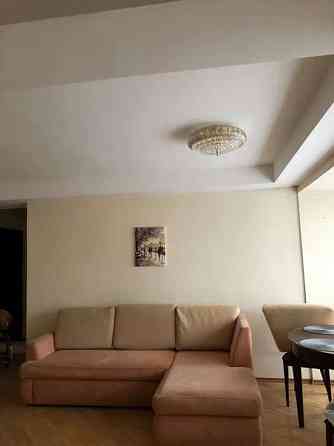 Оренда Квартира 3-кімнатна, 8/9 поверх на бул. Чоколовский, 13 Kiev