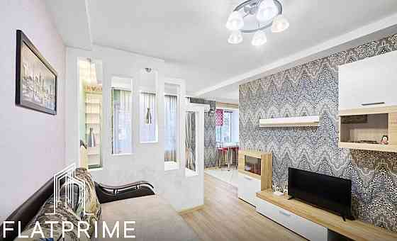 Продаж Квартира 2-кімнатна, 4/5 поверх на Мрії вул. (Академіка Туполєва) вул., д. 4 Київ