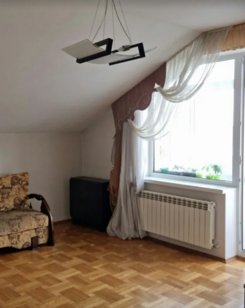 Продаж 2к квартири 65.1 кв. м на вул. Євгена Коновальця Ternopil'