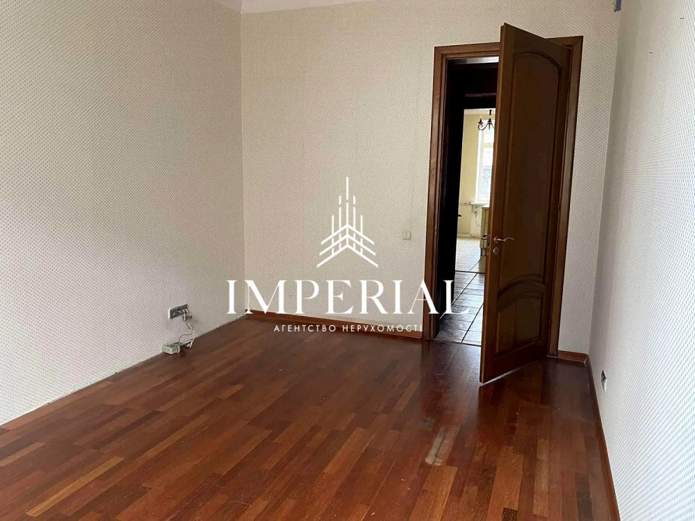 Продаж Квартира 5-кімнатна, 5/5 поверх на вул. Кониського Киев - изображение 7