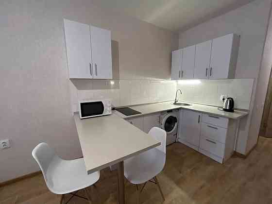 Оренда Квартира 1-кімнатна, 6/8 поверх на Камянська, 123 Київ