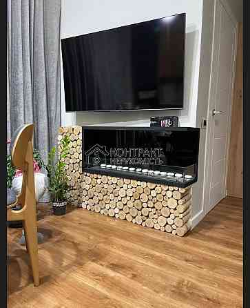 Продаж Квартира 6-кімнатна, 2/2 поверх на вул. вул.Зелена 