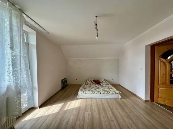 Продаж 2-поверховий Будинок з ділянкою 5.5 сот 160 кв.м 4 кімн. на Вивізна 37, СТ Керамік Крихівці