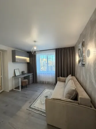 For sale 3-room Apartment 85 sq.m Пирогова Ternopil'