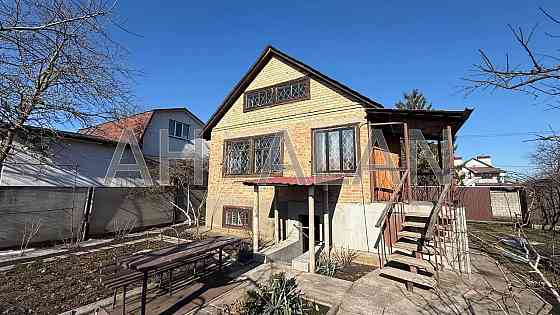 Оренда Будинок 3-кімнатний на вул. Садова 124-а Київ