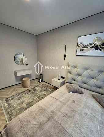 Продаж Квартира 1-кімнатна, 19/25 поверх на вул. Олександра Олеся Київ