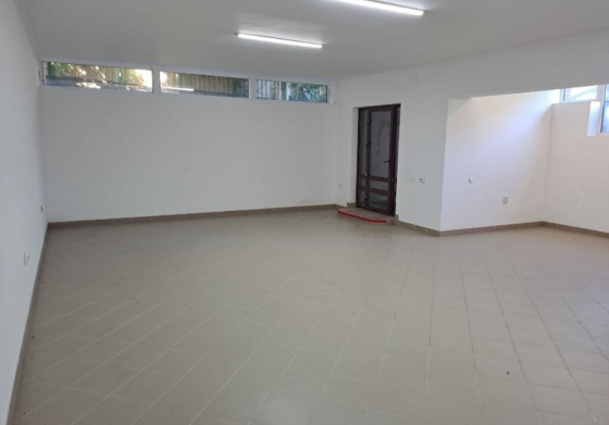 Оренда приміщення вільного призначення на вул. Захисників України Кременець