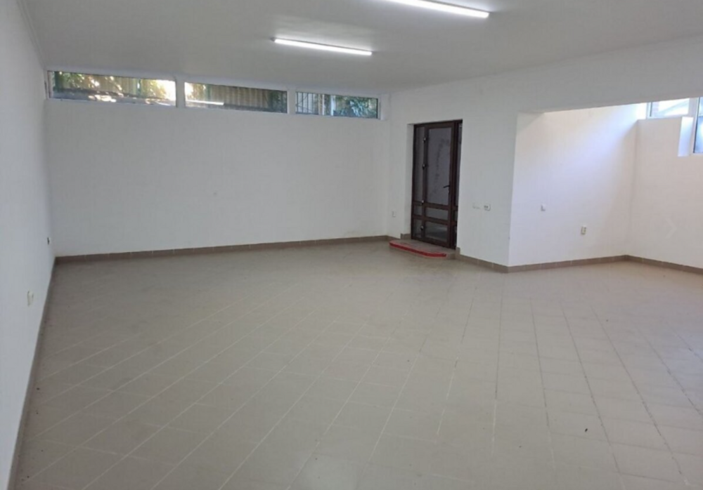 Оренда приміщення вільного призначення на вул. Захисників України Кременець - фото 5