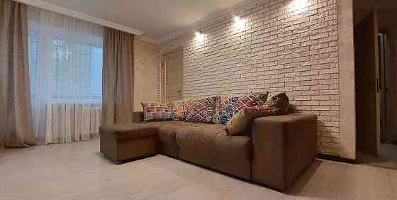 Оренда Квартира 2-кімнатна, 2/9 поверх на пер. Артиллерийский Kiev