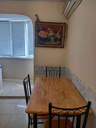 Оренда Квартира 3-кімнатна, 14/16 поверх на просп. Науки, 27 Киев