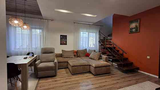 Продается 2-х этажный дом с ремонтом в центре Червоного хутора! Лиманка