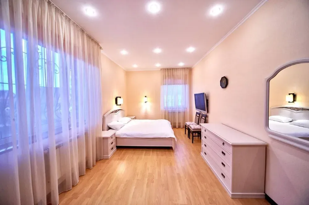 257 Three-storey cottage for rent Kiev - photo 1