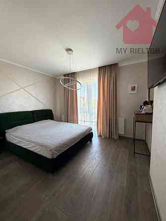 Продаж Квартира 2-кімнатна, 2/8 поверх на Перемоги Uzhhorod