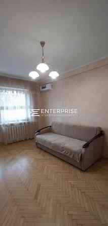 Продаж Квартира 2-кімнатна, 2/5 поверх на вул. Голосеевский Київ