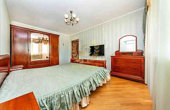 Продаж 3к. квартири, м. Харківська Київ