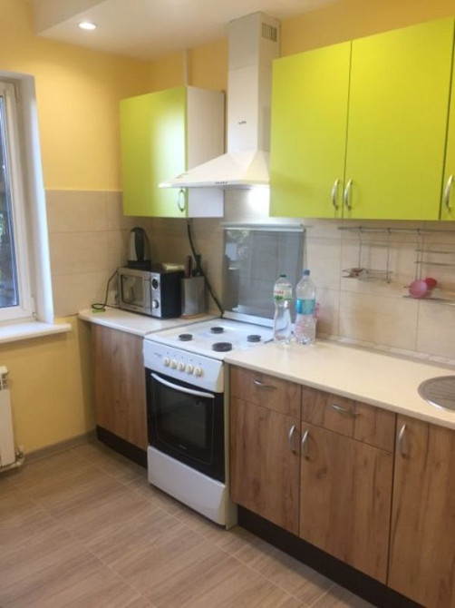 Оренда Квартира 2-кімнатна, 1/10 поверх на пр. Николая Бажана, 9а Киев - изображение 1