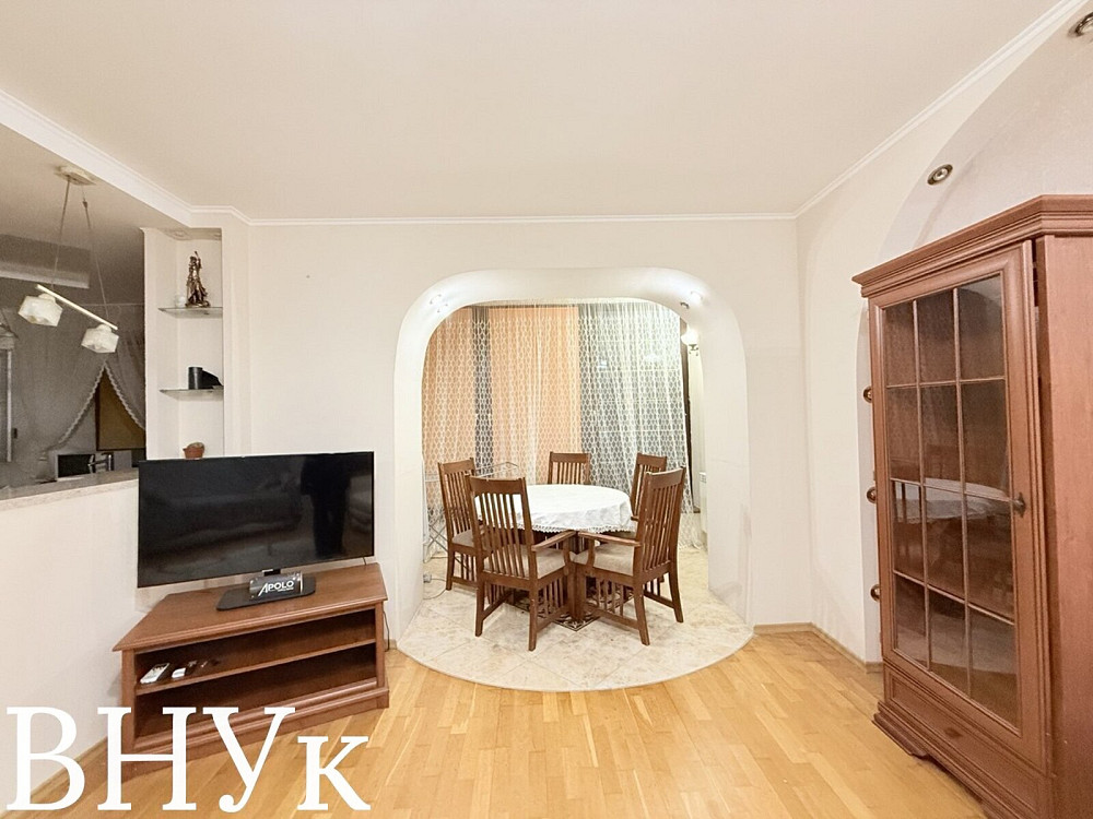 Продаж Квартира 3-кімнатна, 5/5 поверх на Чорновола Luts'k - photo 2