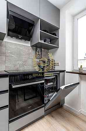 Продаж Квартира 1-кімнатна на Ветрянные горы ул., 10Г Kiev