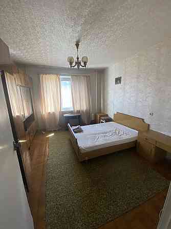 Продаж Квартира 3-кімнатна, 2/18 поверх на Бальзака Оноре вул., д. 77 Киев