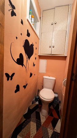 Продаётся 2-х комнатная квартира на Героев Пограничников. Одесса