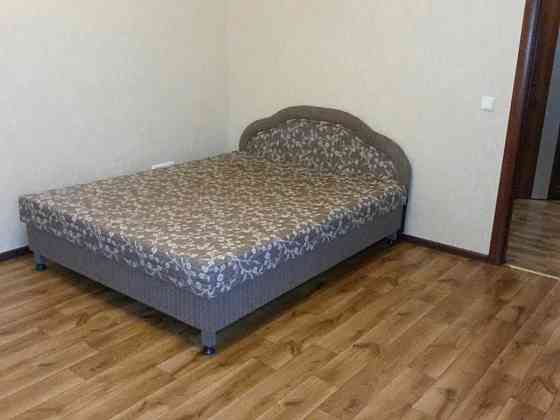 Оренда Квартира 1-кімнатна, 2/9 поверх на Козацька, 114 Київ