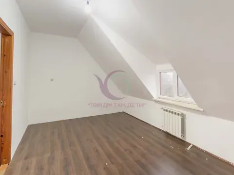 Продаж 3-поверховий   290 кв.м 5 кімн. на вул. Перекопська 10А Чернівці - фото 8