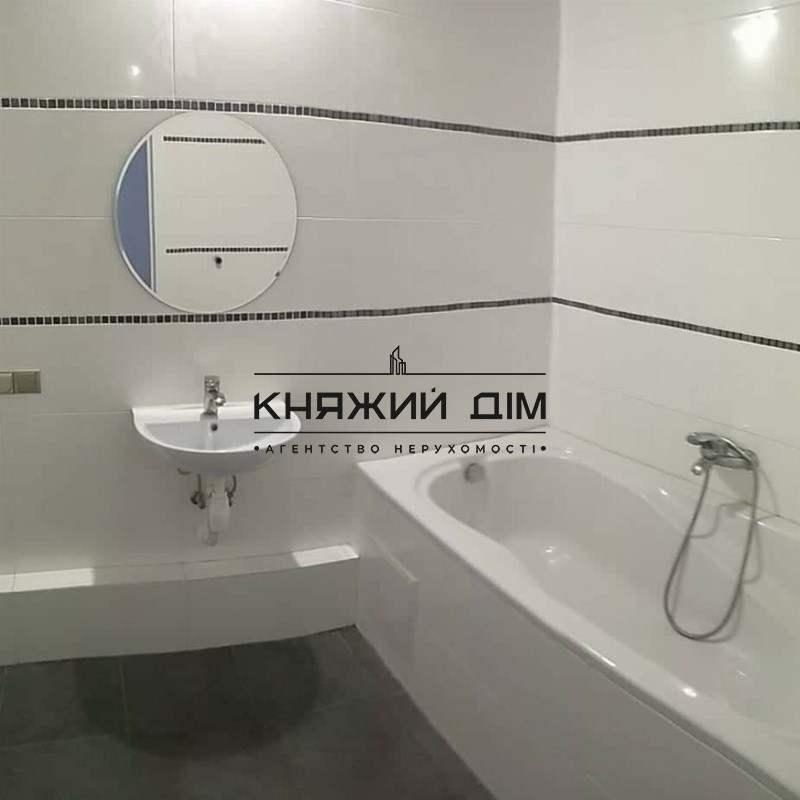 Пропонується на продаж 3-кімнатна квартира за адресою: вул. Пчілки, 8 21140975 Київ - фото 3