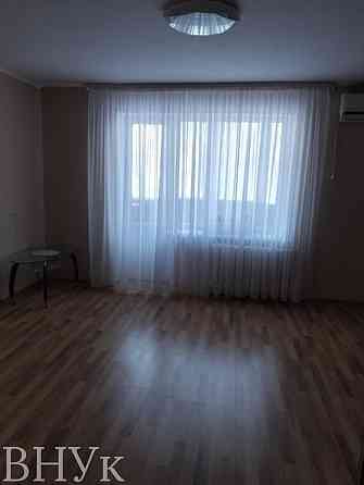 Продаж Квартира 4-кімнатна, 4/9 поверх на Соборності Луцьк