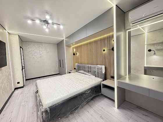 Продаж Квартира 2-кімнатна, 4/10 поверх на Семейная, 5 Дніпро